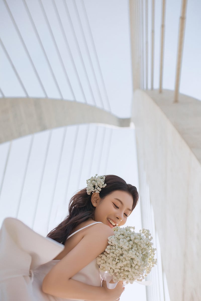 Statement Sleeves Bridal Gown